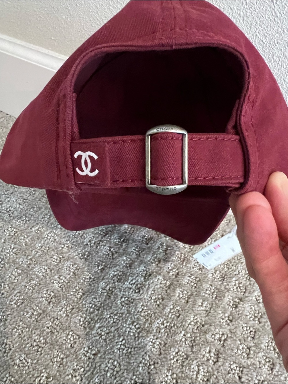 Chanel baseball hat 26A cap burgundy - Picture 2 of 2